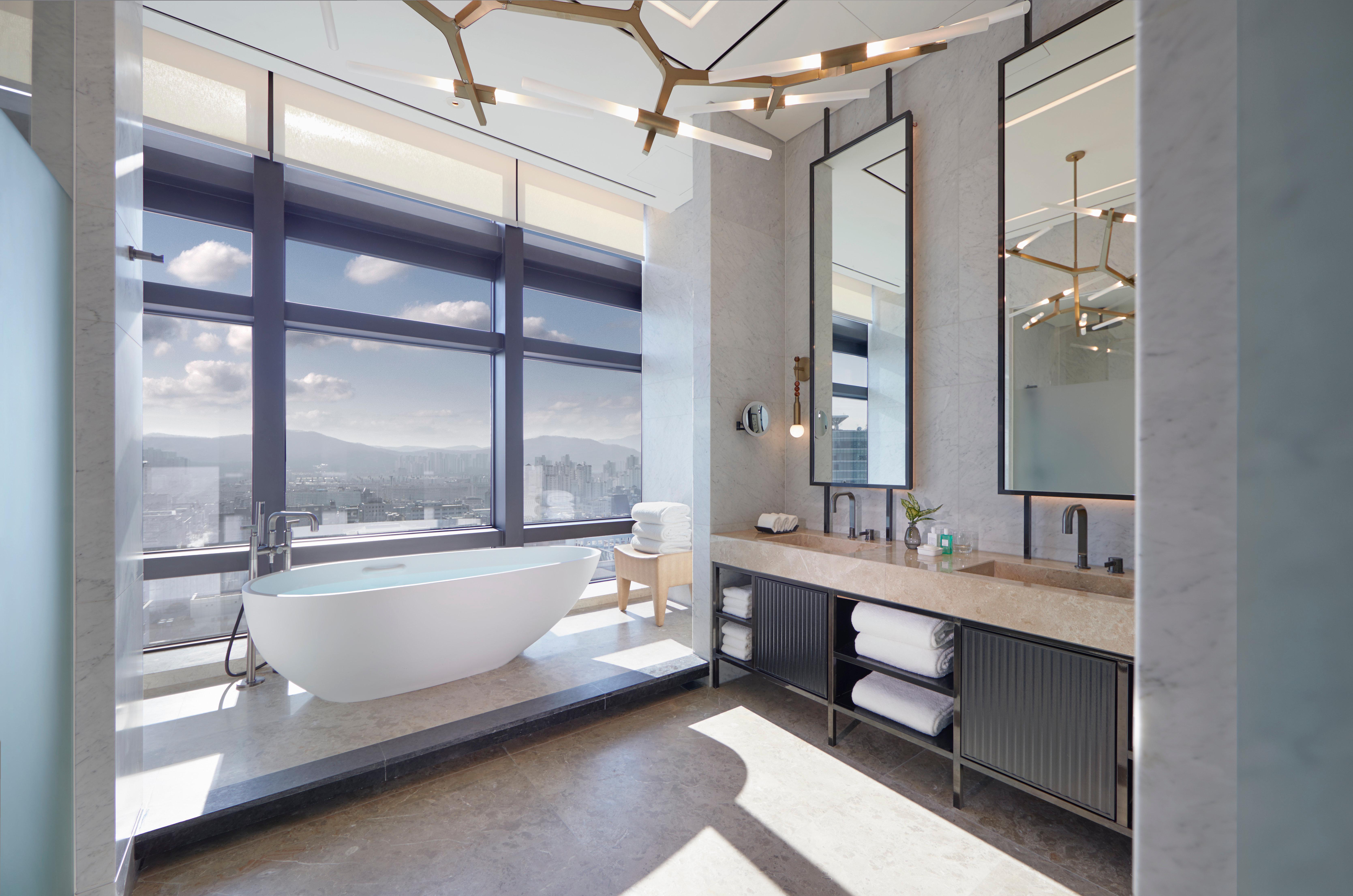 Grand Intercontinental Parnas By Ihg