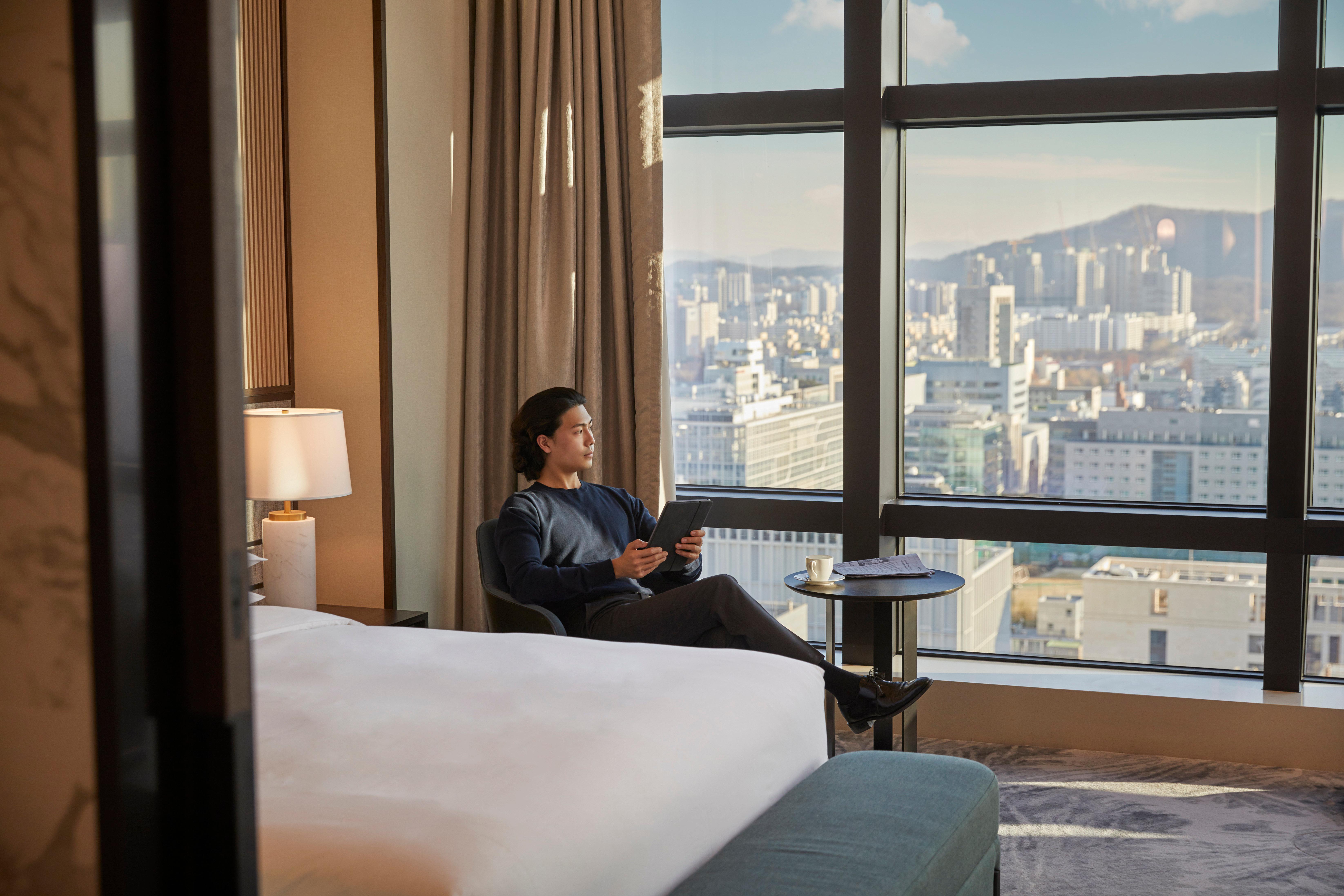 Grand Intercontinental Parnas By Ihg